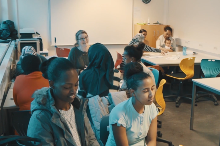 Illustrasjon Aktiv mamma